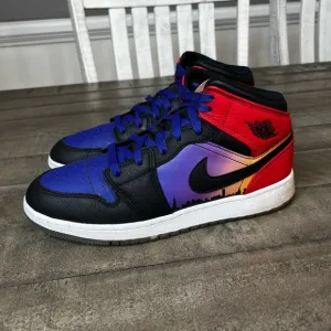 Nike Air Jordan 1 Mid Skyline Sneakers Sz 8.5