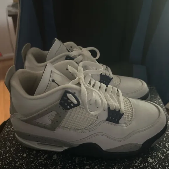 Nike air Jordan 4 mid night navy White and Gray Shoes
