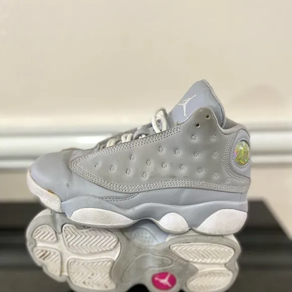 Nike Air Jordan Basketball Shoes in Grey