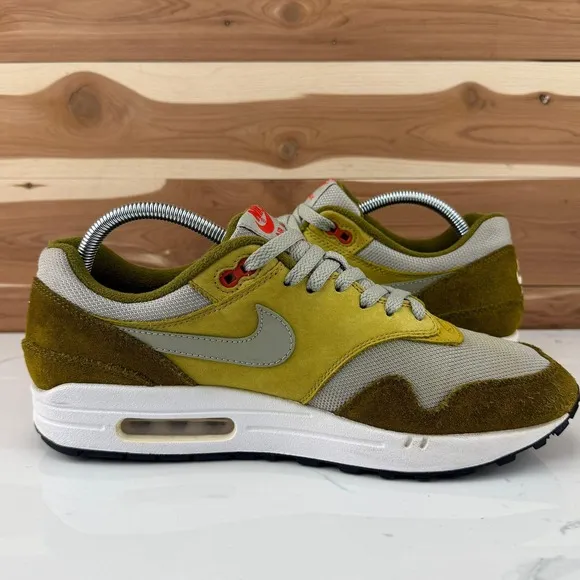 Nike Air Max 1 Premium Retro Curry Olive Green White Men's Size 10.5