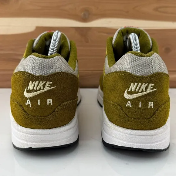 Nike Air Max 1 Premium Retro Curry Olive Green White Men's Size 10.5