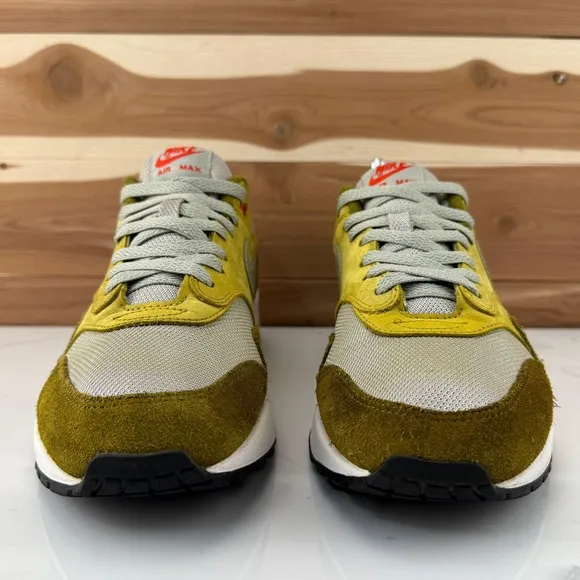 Nike Air Max 1 Premium Retro Curry Olive Green White Men's Size 10.5