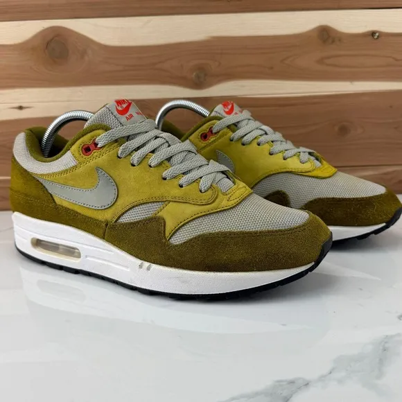Nike Air Max 1 Premium Retro Curry Olive Green White Men's Size 10.5