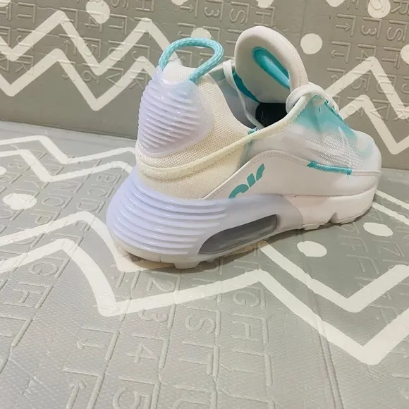 Nike air max 2090 white baby blue shoes sneakers