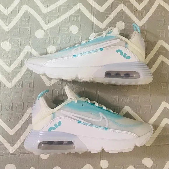 Nike air max 2090 white baby blue shoes sneakers