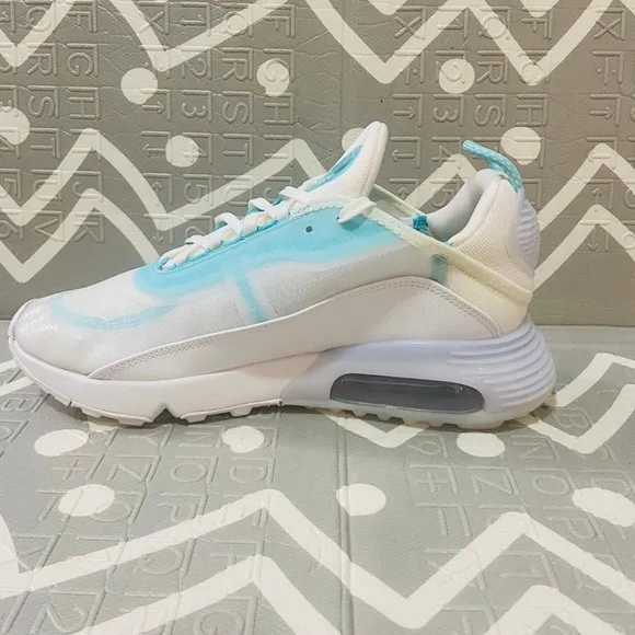 Nike air max 2090 white baby blue shoes sneakers