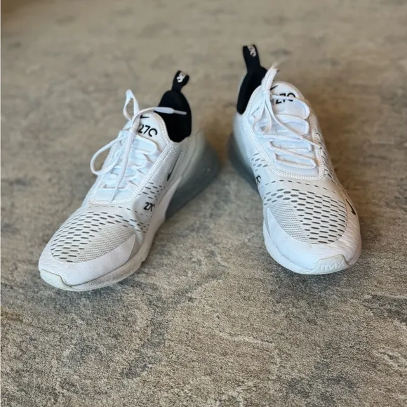 Nike Air Max 270 White Black and White Running Shoes Men US Size 10