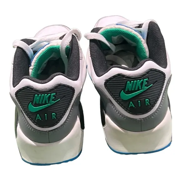 Nike Air Max 90 LTR Big Kids Shoes Size 7Y.