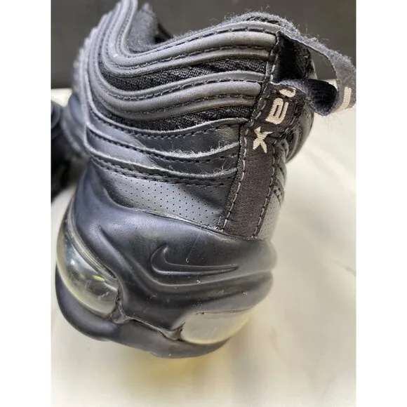 Nike Air Max BIg Kid Boys Black Sneakers / Shoes Size 6.5Y SKU 5909