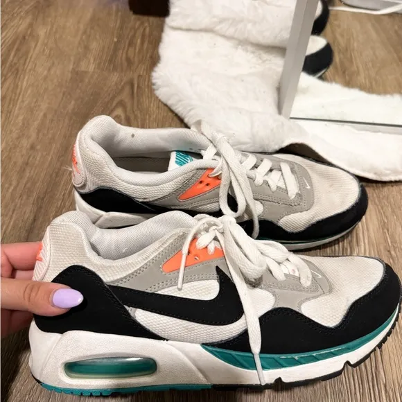 Nike Air Max CorrelateWomen's Shoes