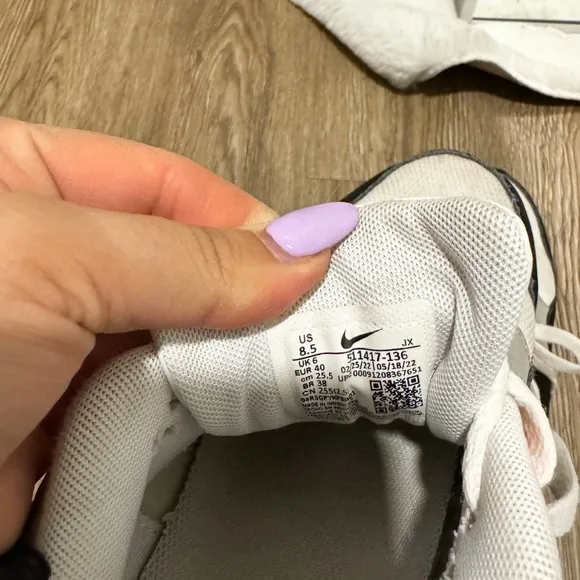 Nike Air Max CorrelateWomen's Shoes