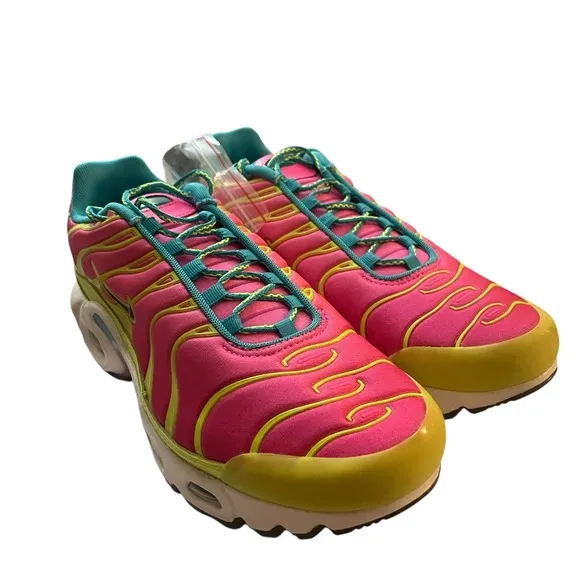 Nike Air Max Plus Shoes Volt Aqua Pink Blast CW5840-700 Boy's 6.5Y  / Women's 8