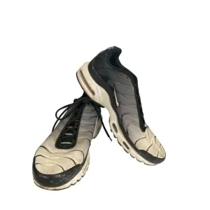 Nike Air Max Plus Tn SE Men's Size 13 Gray Black Athletic Sneakers Shoes 852630