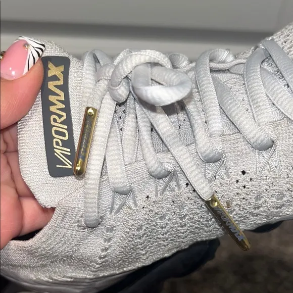 Nike Air VaporMax 2Vast Grey Metallic Gold Woman’s