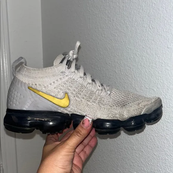 Nike Air VaporMax 2Vast Grey Metallic Gold Woman’s