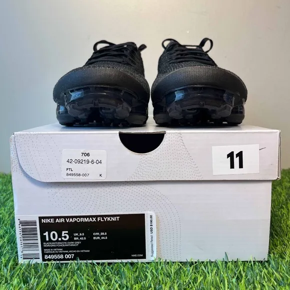 Nike Air VaporMax Flyknit Triple Black