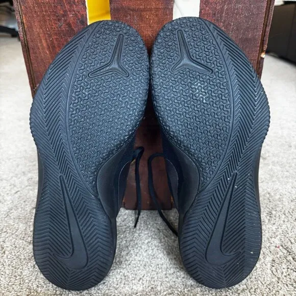 Nike Air Versitile Black Basketball Shoes Sneakers Men’s Size 12