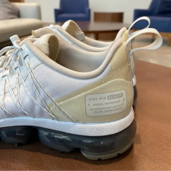 Nike Air Women’s VaporMax Run Shoes, Size 7