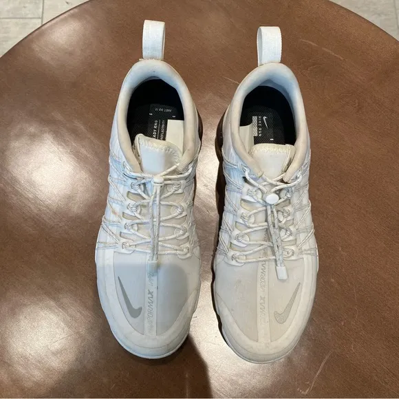 Nike Air Women’s VaporMax Run Shoes, Size 7