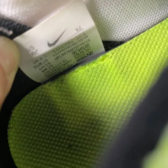 NIKE AIRMAX 2090 GS toddler boys sneakers size 9C
