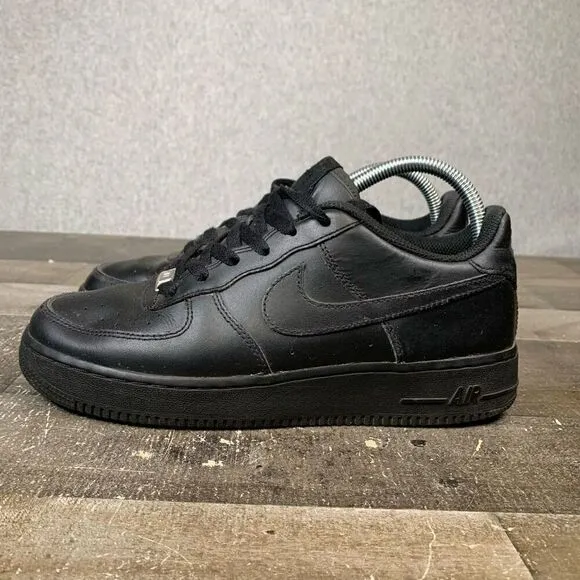 Nike Big Kids Size 7Y Air Force 1 Sneakers Triple Black Low Top Casual Shoes