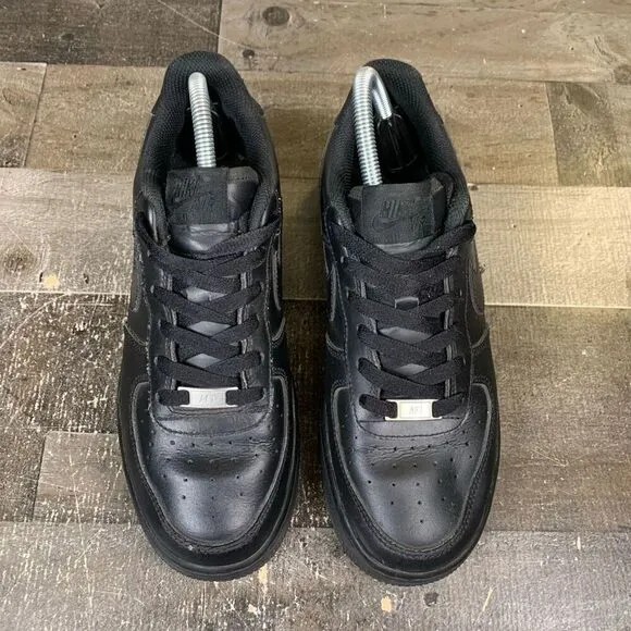 Nike Big Kids Size 7Y Air Force 1 Sneakers Triple Black Low Top Casual Shoes