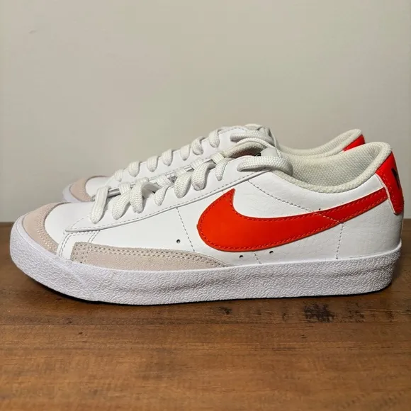 Nike Blazer Low '77 Leather Sneakers Womens 7 Youth 5.5 White Team Orange Shoes