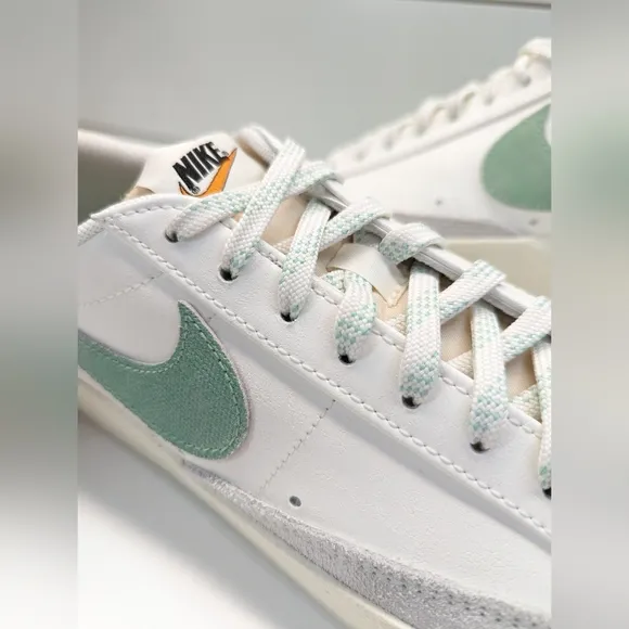 Nike Blazer Low'77 Premium Certified Fresh Sail Enamel DO9799-100 Casual shoes