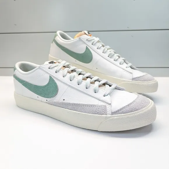Nike Blazer Low'77 Premium Certified Fresh Sail Enamel DO9799-100 Casual shoes