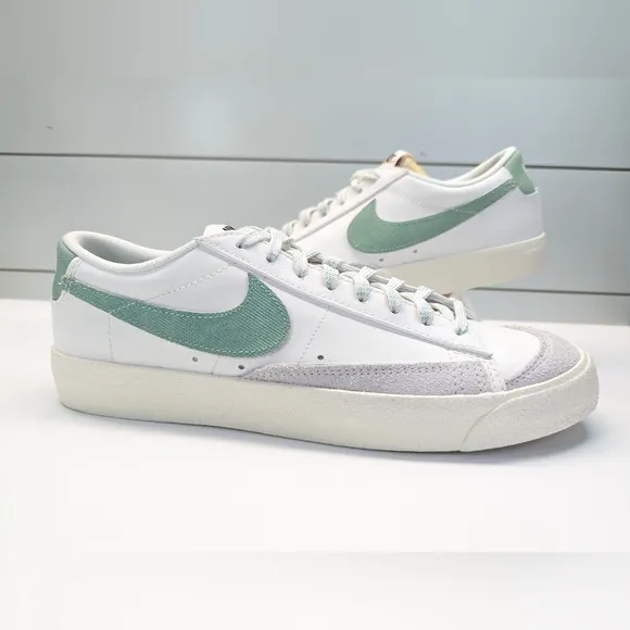 Nike Blazer Low'77 Premium Certified Fresh Sail Enamel DO9799-100 Casual shoes