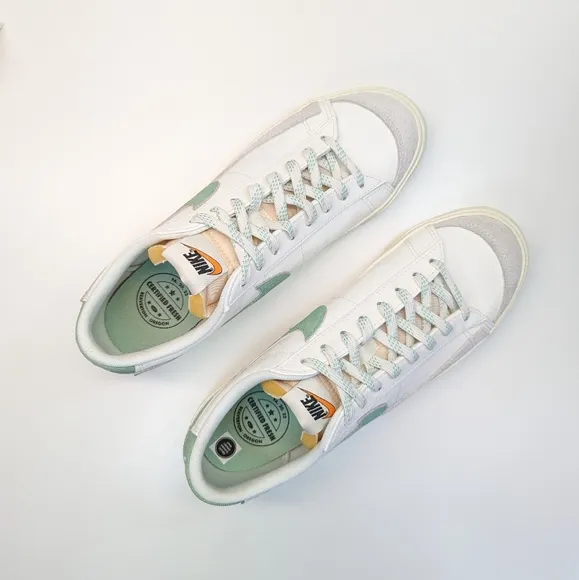 Nike Blazer Low'77 Premium Certified Fresh Sail Enamel DO9799-100 Casual shoes