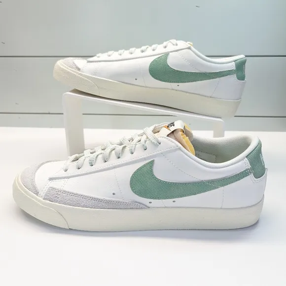 Nike Blazer Low'77 Premium Certified Fresh Sail Enamel DO9799-100 Casual shoes