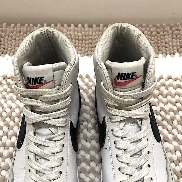 Nike Blazer Mid 77 Shoes
