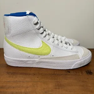 Nike Blazer Mid 77 Sneakers Shoes DQ1042 100 5.5Y / 7 Women New in Box