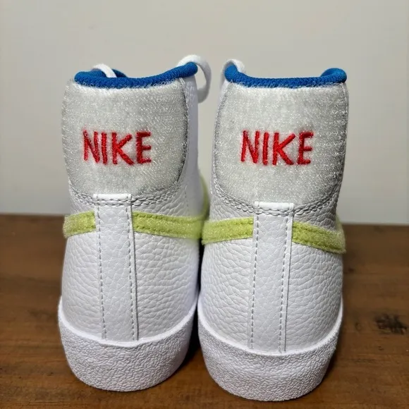 Nike Blazer Mid 77 Sneakers Shoes DQ1042 100 5.5Y / 7 Women New in Box