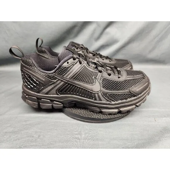 Nike Boys Vomero 5 (GS) Sneakers Mesh Triple Black Size 6 NEW NO BOX!