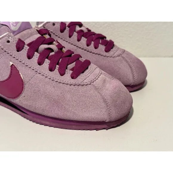 Nike Cortez ID Womens Running Shoes Sneakers Size 8 Pink Suede Black 331986-997