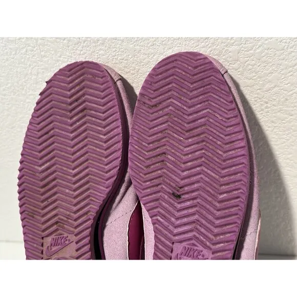 Nike Cortez ID Womens Running Shoes Sneakers Size 8 Pink Suede Black 331986-997