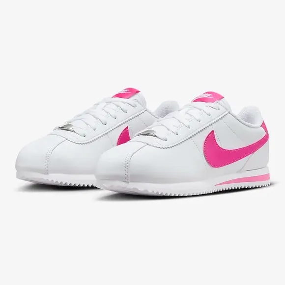 Nike CortezBoys' Grade School/Shoes/Casual Sneakers/Casual Running Sneakers