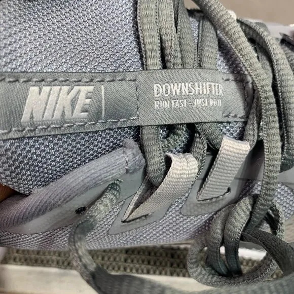 Nike Downshifter 10 Mens Size 10 Running Shoes Gray Mesh