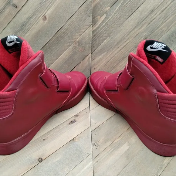 Nike Flystepper 2K3 Fashion Sneakers Mens Size 11 Team Red Mens Casual Shoes