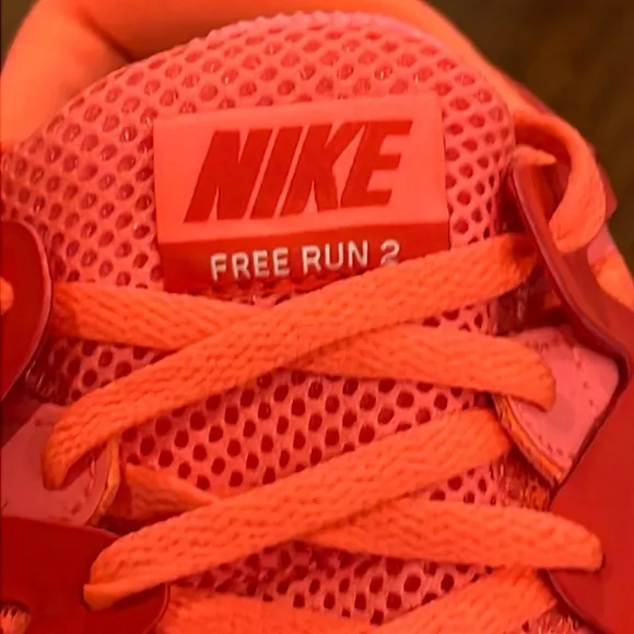 Nike Free Run   2 Shoes Sneakers bright mango sail 443816 806 Womens Size 10.5