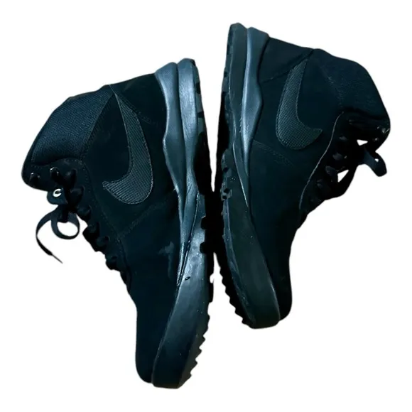 Nike Hoodland Suede Mens Trainers  Boots Shoes Black Size 8.5