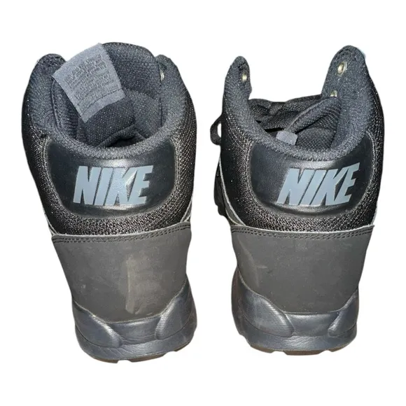 Nike Hoodland Suede Mens Trainers  Boots Shoes Black Size 8.5