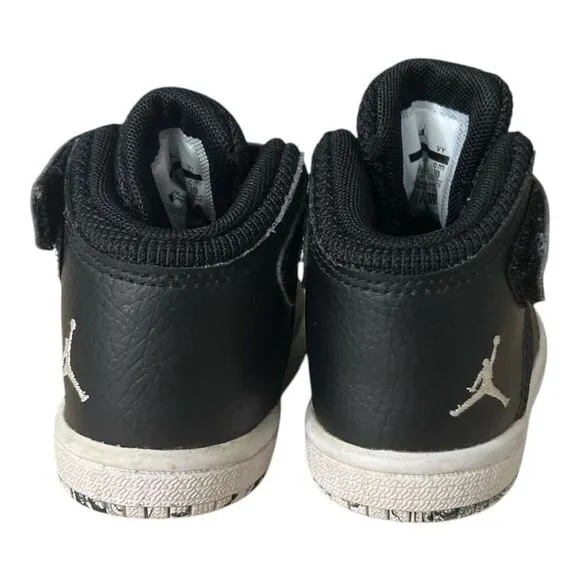 Nike Jordan Black Mid Toddler Kids Shoes 4C Sneakers 828244-010 Strap-Closure