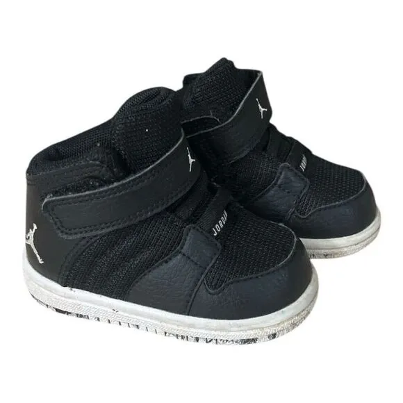 Nike Jordan Black Mid Toddler Kids Shoes 4C Sneakers 828244-010 Strap-Closure