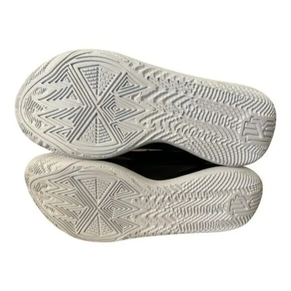 Nike Kyrie Flytrap 6 EP 'Black White' DM1126-001‎ Men's Size 5 NWOT
