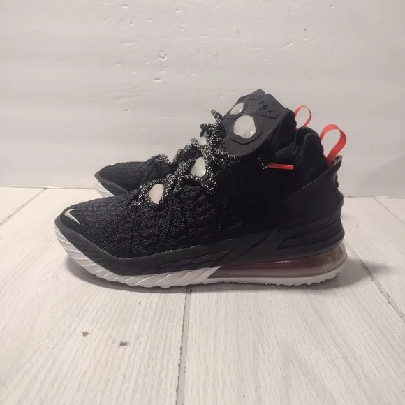 Nike LeBron 18 Black University Red Sneakers Shoes Size 6.5