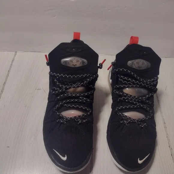 Nike LeBron 18 Black University Red Sneakers Shoes Size 6.5