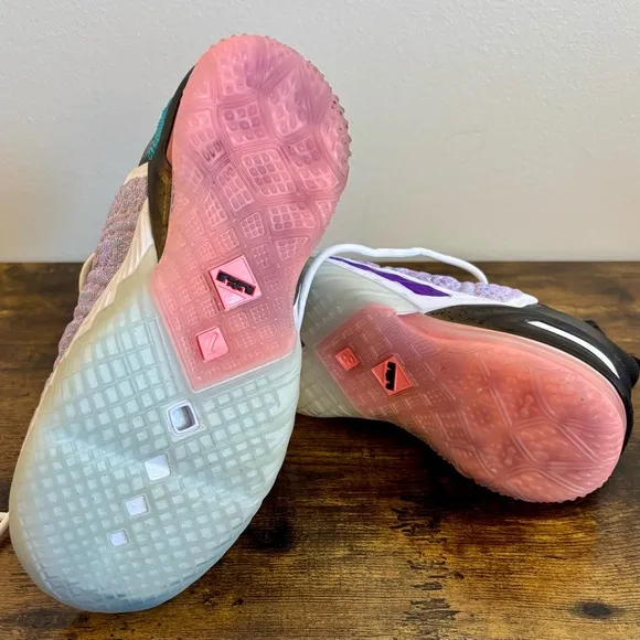 Nike Lebron 18 Graffiti shoes